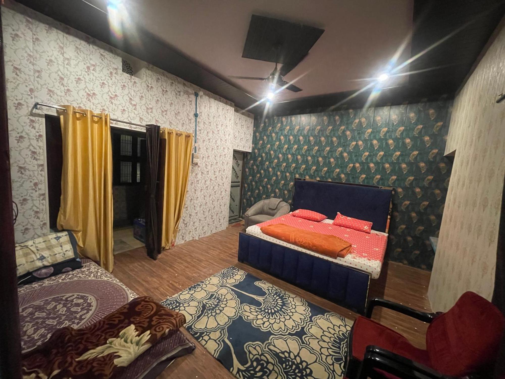 Swastik Home Stay Ravindpuri Varanasi Luaran gambar