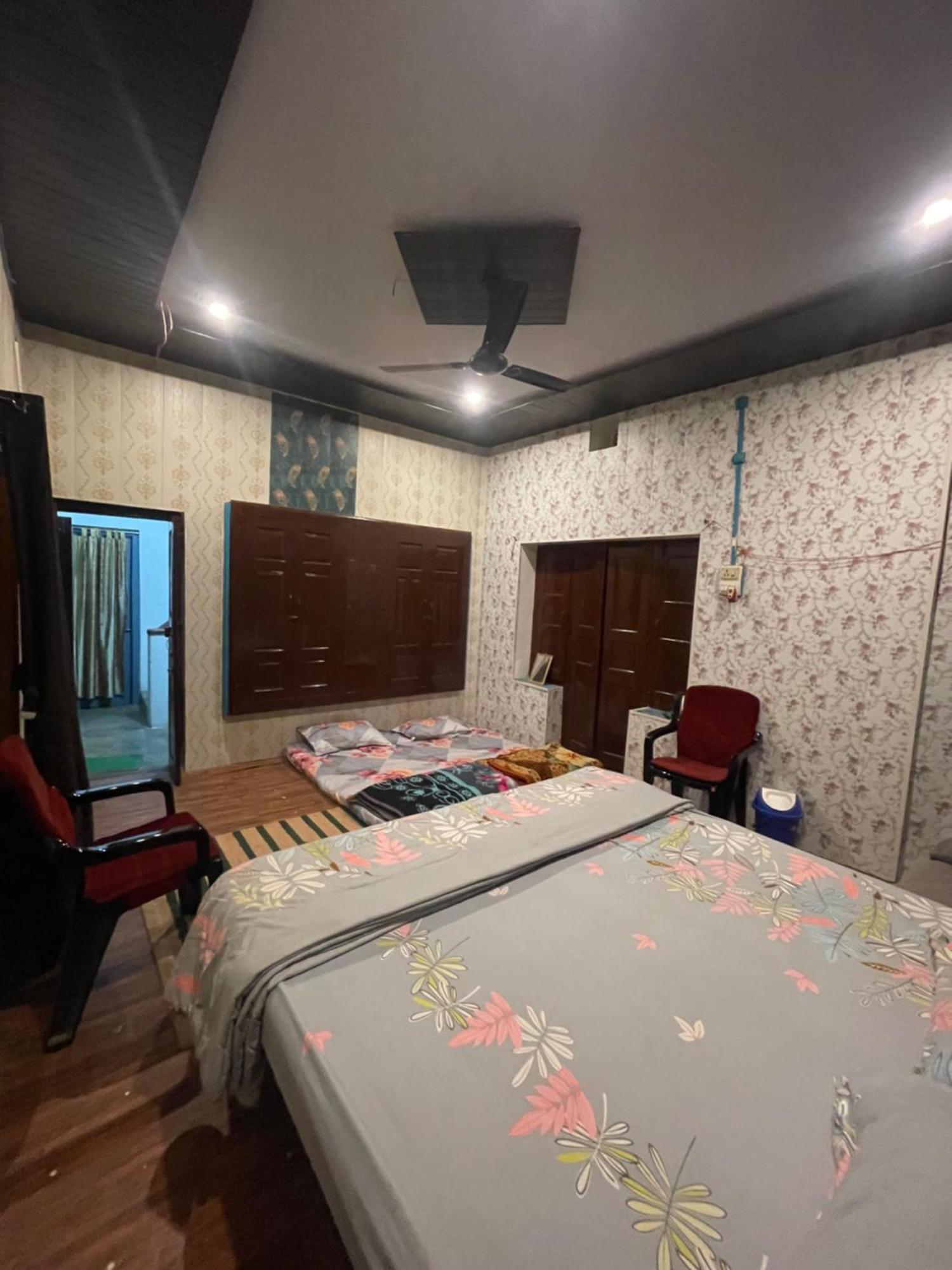 Swastik Home Stay Ravindpuri Varanasi Luaran gambar